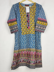 Buy online pre-used pre-loved 100% authentic & Original branded Khaadi (BK-3909) available in Pakistan. Top international brands avilable.