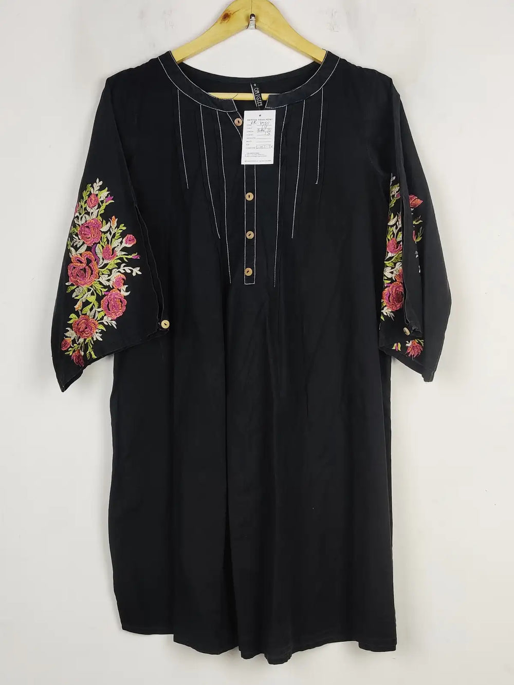 Buy online pre-used pre-loved 100% authentic & Original branded Origins (BK-3955) available in Pakistan. Top international brands avilable.
