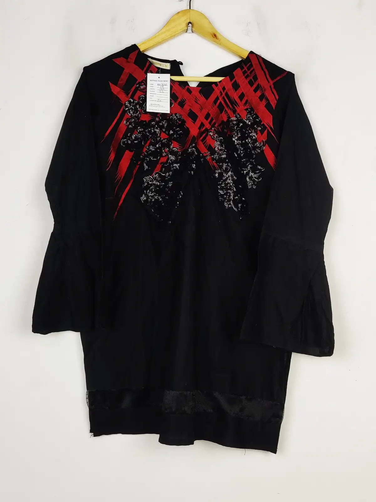 Buy online pre-used pre-loved 100% authentic & Original branded Sequence (BK-4163) available in Pakistan. Top international brands avilable.