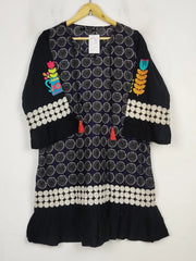 Buy online pre-used pre-loved 100% authentic & Original branded Khaadi (BK-4214) available in Pakistan. Top international brands avilable.