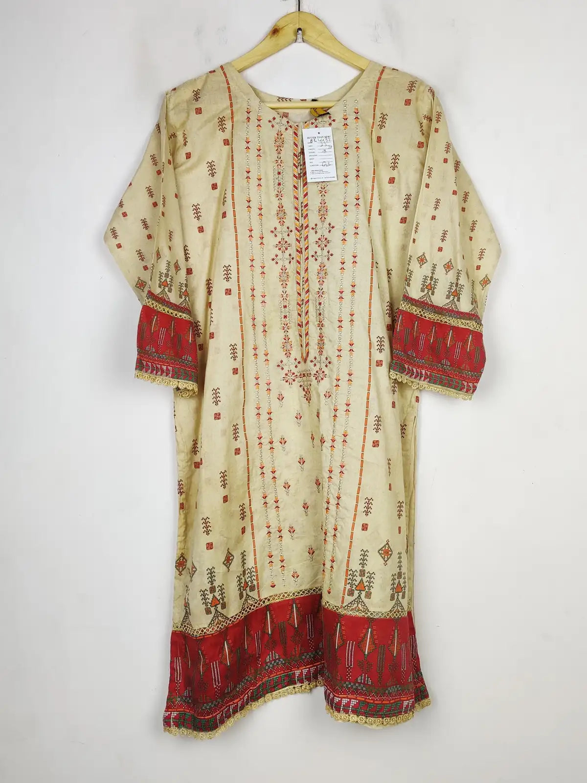 Buy online pre-used pre-loved 100% authentic & Original branded Zubeda (BK-4432) available in Pakistan. Top international brands avilable.