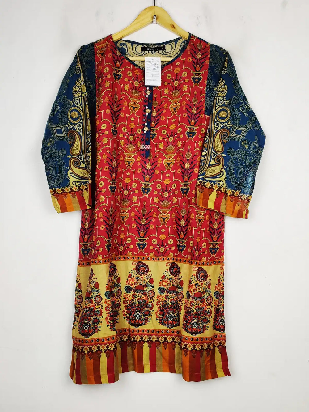 Buy online pre-used pre-loved 100% authentic & Original branded Khaadi (BK-4613) available in Pakistan. Top international brands avilable.