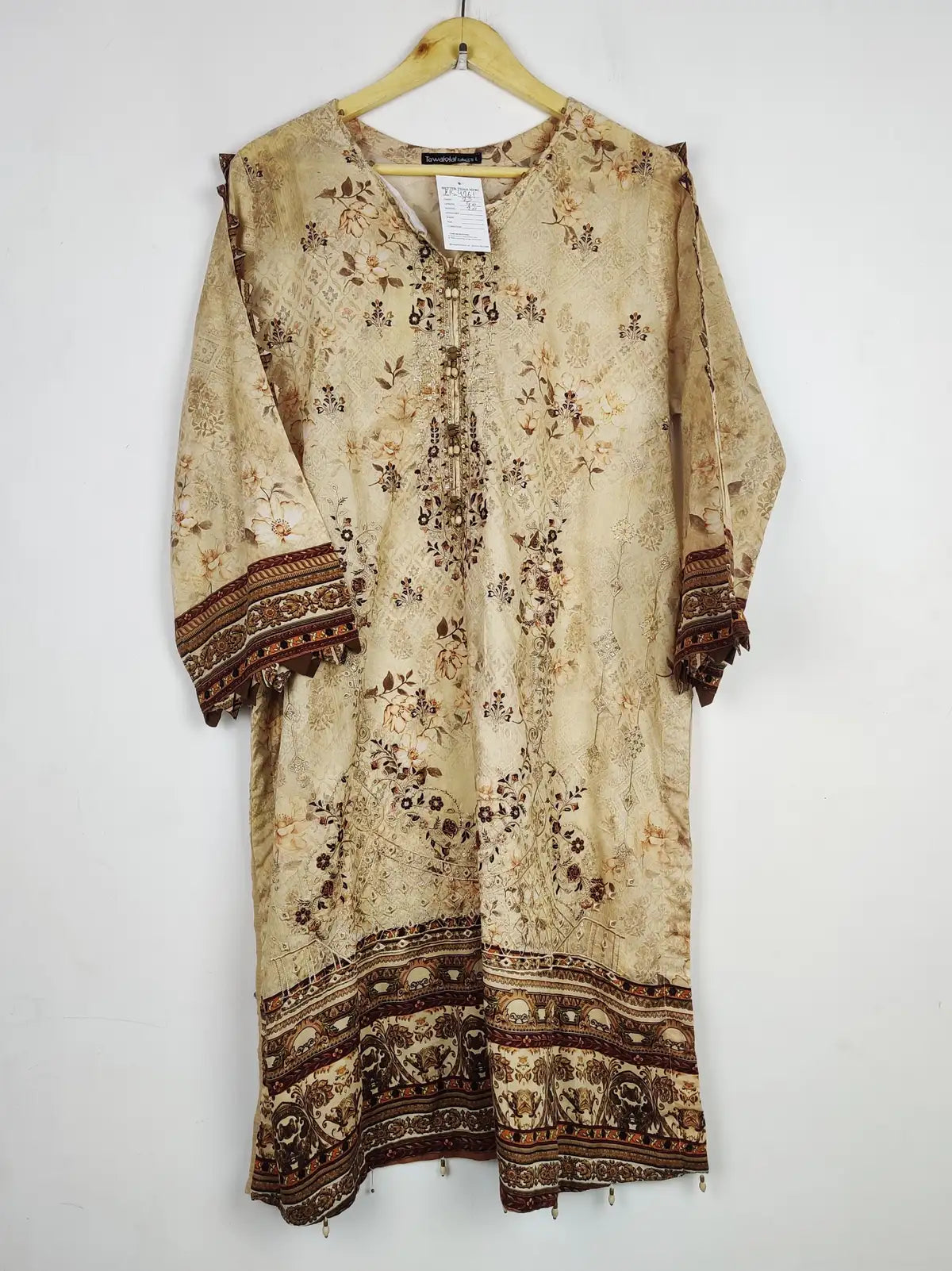 Buy online pre-used pre-loved 100% authentic & Original branded Tawakkal (BK-4761) available in Pakistan. Top international brands avilable.