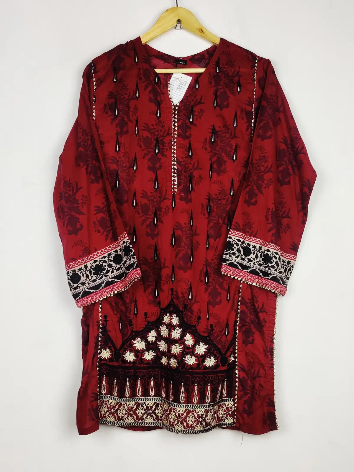 Buy online pre-used pre-loved 100% authentic & Original branded J. Pret (BK-4876) available in Pakistan. Top international brands avilable.