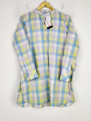 Buy online pre-used pre-loved 100% authentic & Original branded Sohaye (BK-5146) available in Pakistan. Top international brands avilable.