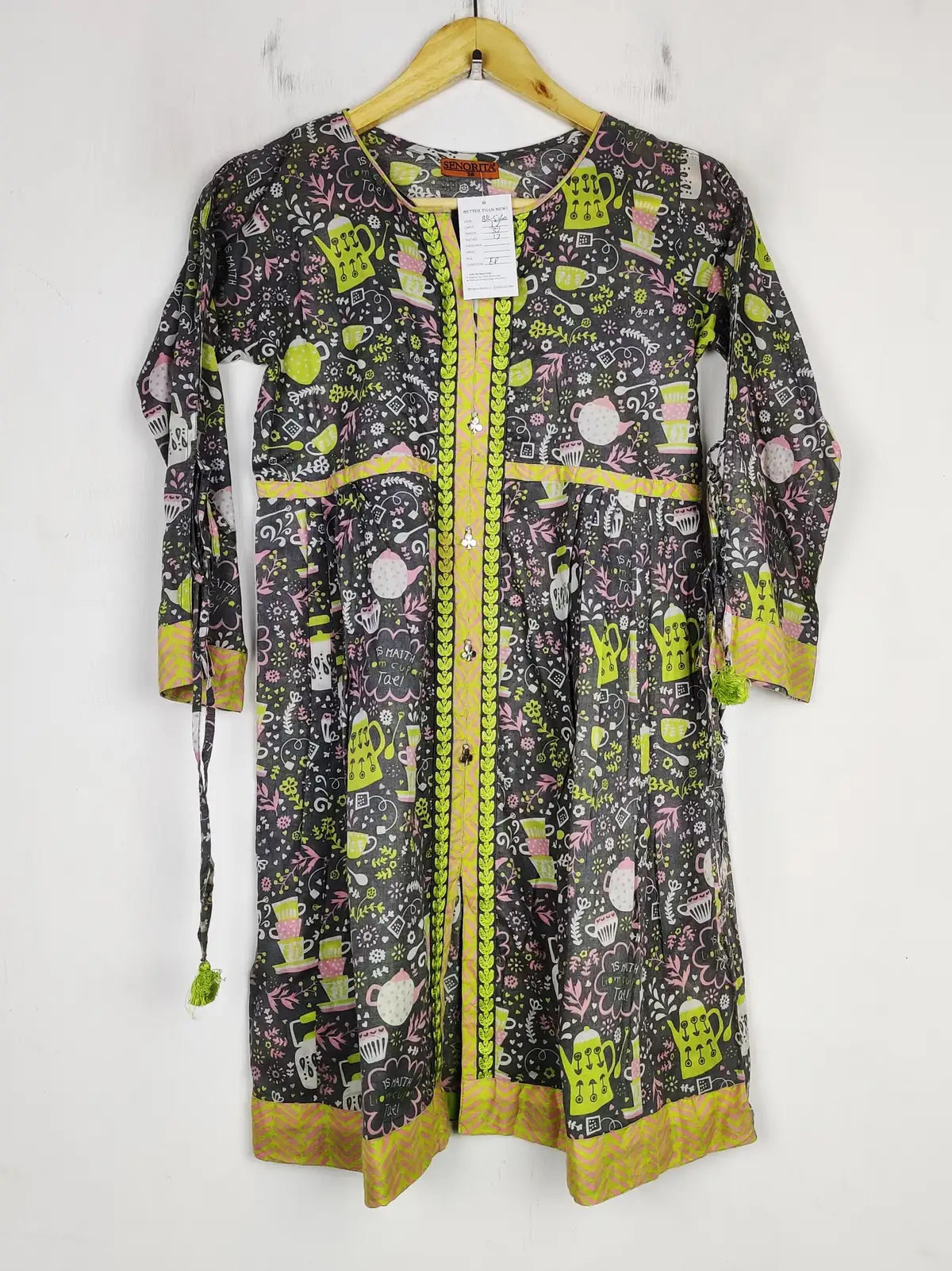 Buy online pre-used pre-loved 100% authentic & Original branded Senorita (BK-5160) available in Pakistan. Top international brands avilable.