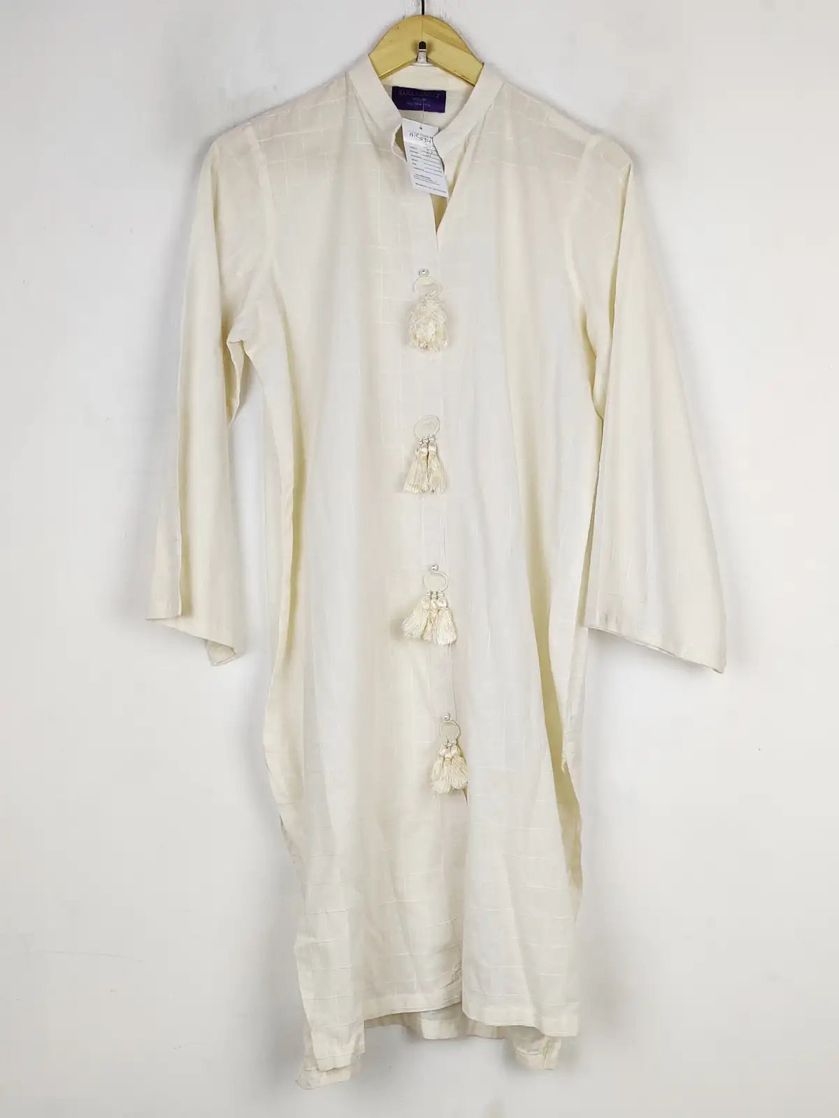 Buy online pre-used pre-loved 100% authentic & Original branded Sana Safinaz (BK-5344) available in Pakistan. Top international brands avilable.