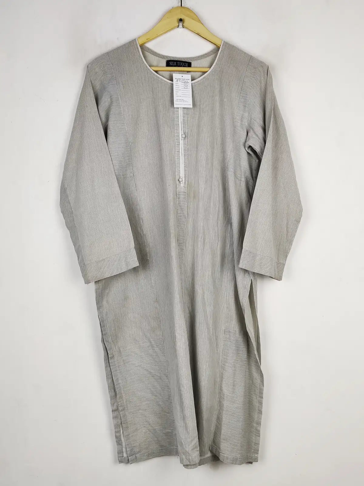 Buy online pre-used pre-loved 100% authentic & Original branded Silk Touch (BK-5356) available in Pakistan. Top international brands avilable.