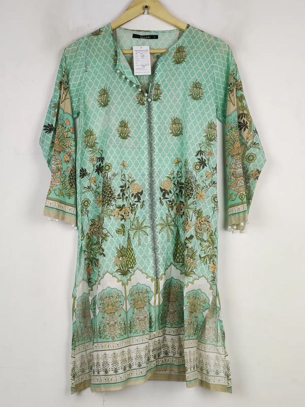 Buy online pre-used pre-loved 100% authentic & Original branded Khaadi (BK-5472) available in Pakistan. Top international brands avilable.