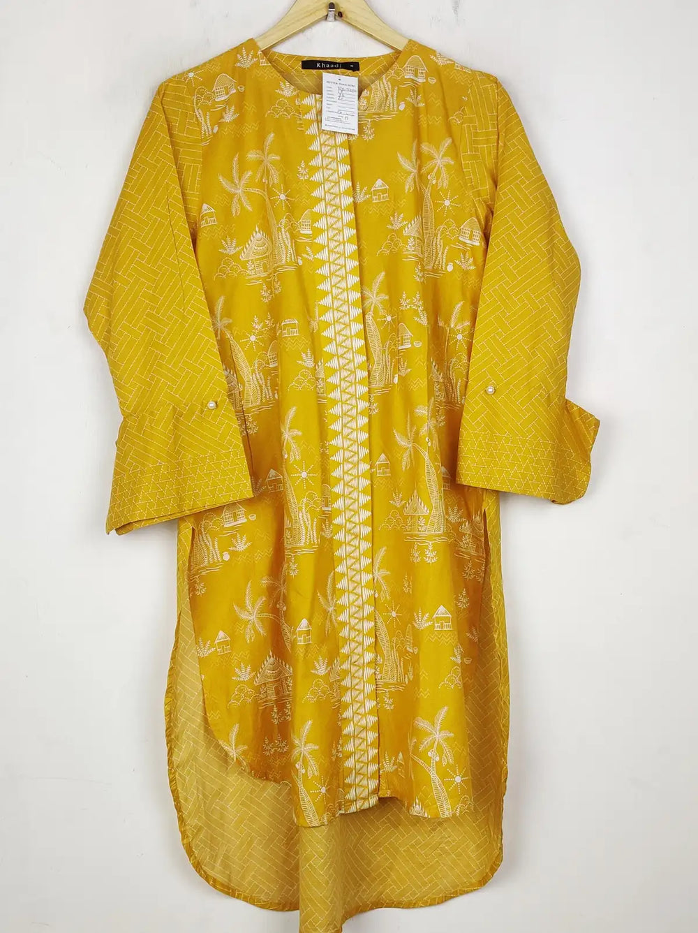 Buy online pre-used pre-loved 100% authentic & Original branded Khaadi (BK-5752) available in Pakistan. Top international brands avilable.