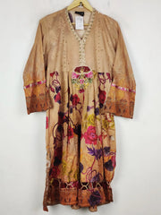 Buy online pre-used pre-loved 100% authentic & Original branded Ayanasi (BK-5860) available in Pakistan. Top international brands avilable.
