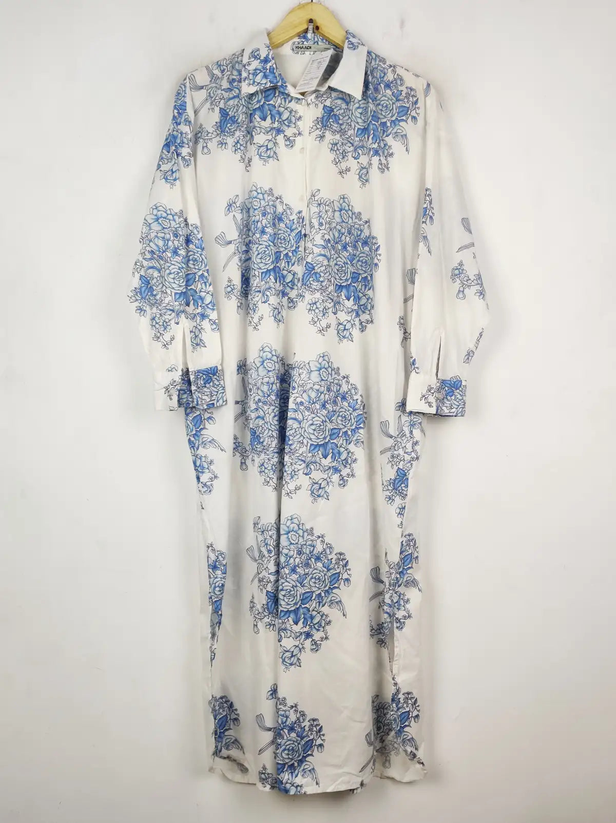 Buy online pre-used pre-loved 100% authentic & Original branded Khaadi (BK-5870) available in Pakistan. Top international brands avilable.