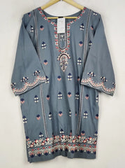 Buy online pre-used pre-loved 100% authentic & Original branded Abera Collection (BK-5884) available in Pakistan. Top international brands avilable.