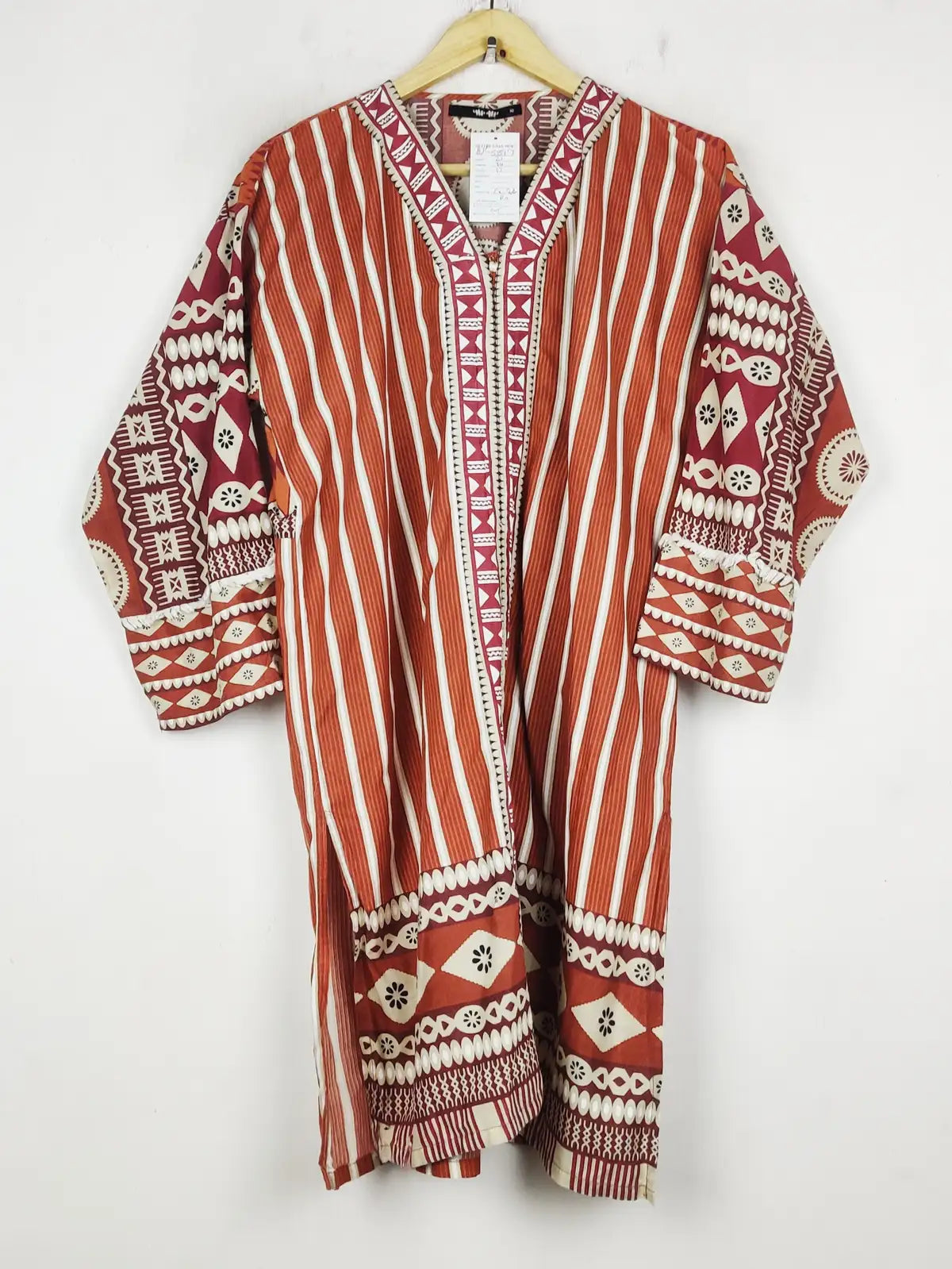 Buy online pre-used pre-loved 100% authentic & Original branded Khaai (BK-5897) available in Pakistan. Top international brands avilable.