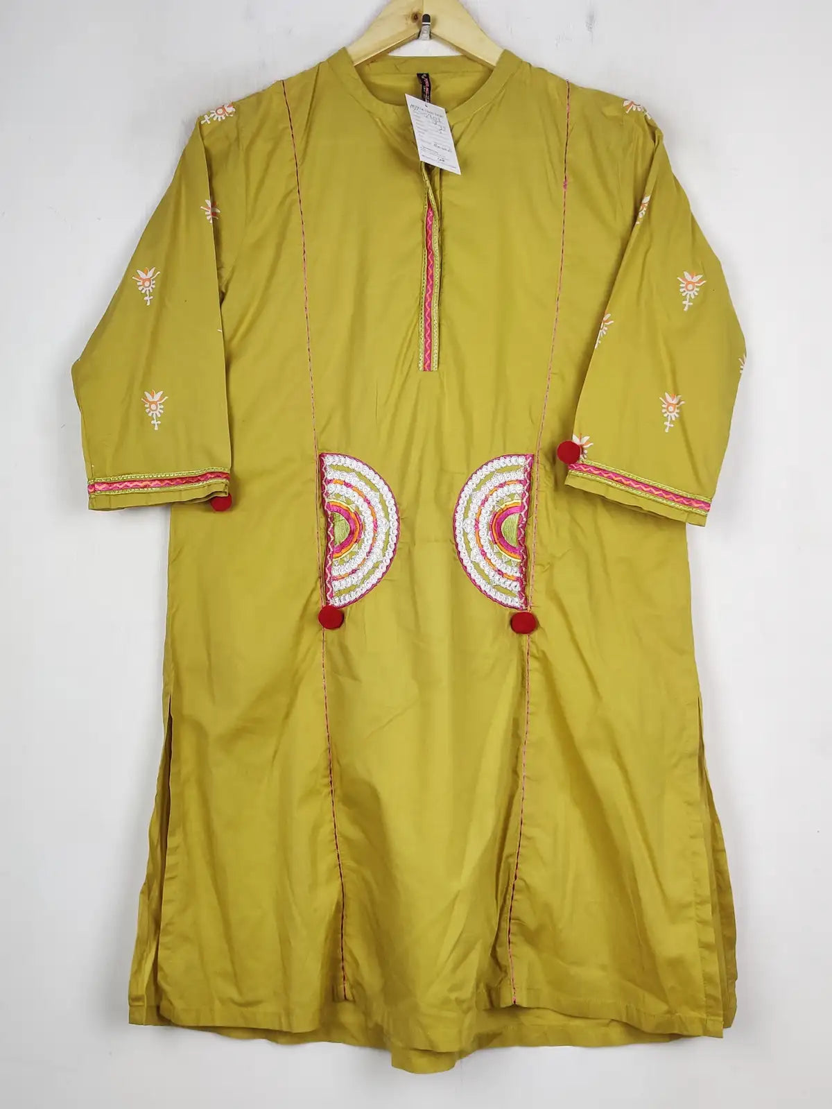 Buy online pre-used pre-loved 100% authentic & Original branded Pepperland (BK-5901) available in Pakistan. Top international brands avilable.