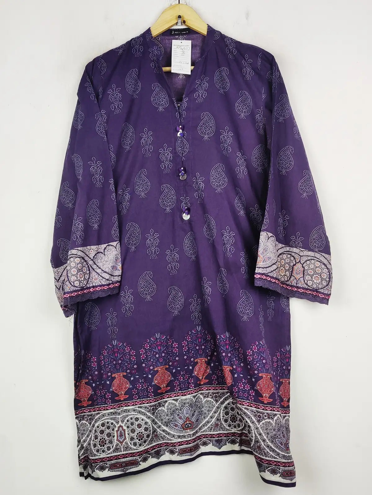 Buy online pre-used pre-loved 100% authentic & Original branded J. Pret (BK-5903) available in Pakistan. Top international brands avilable.