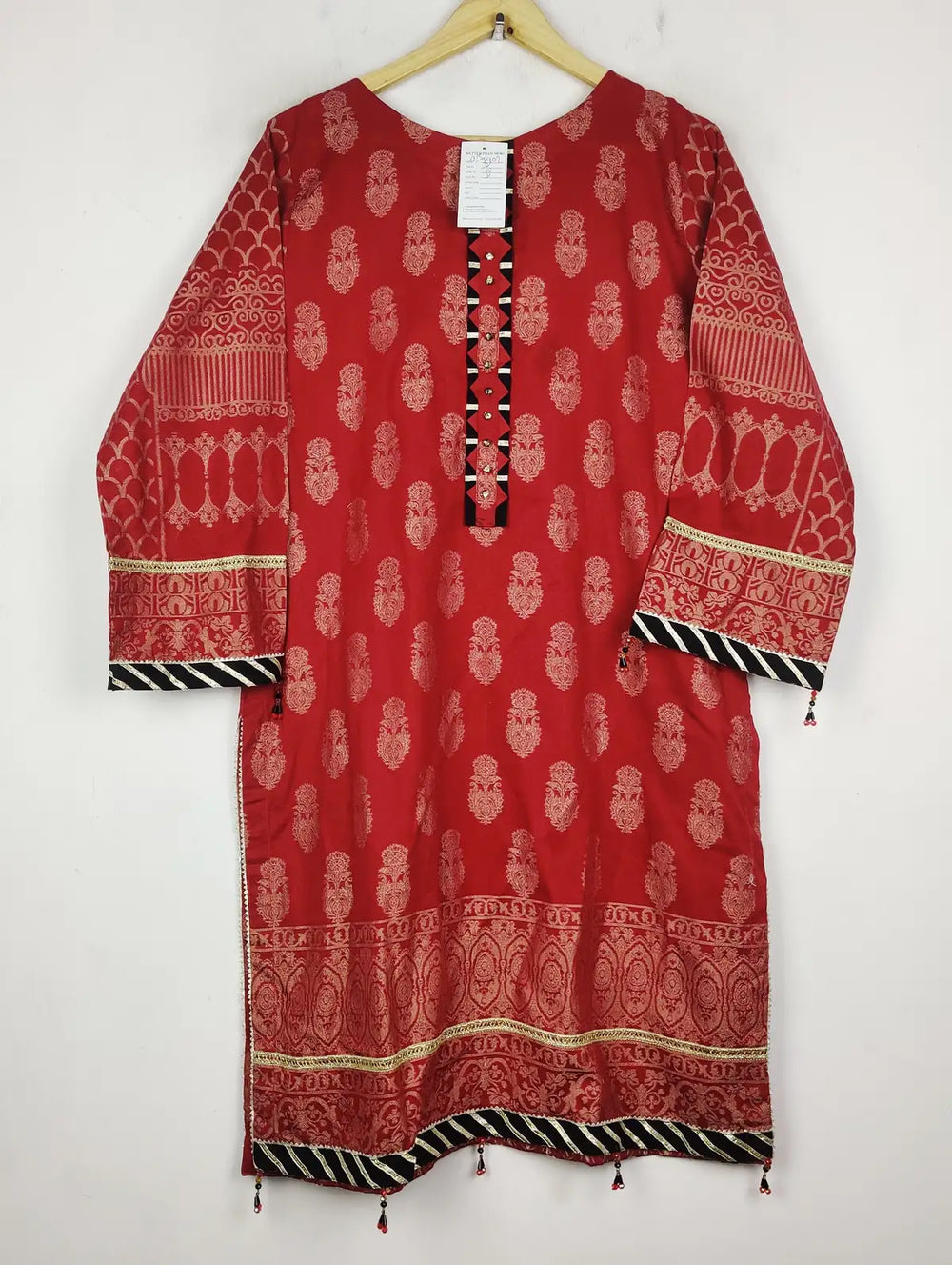 Buy online pre-used pre-loved 100% authentic & Original branded Bin Saeed (BK-5907) available in Pakistan. Top international brands avilable.