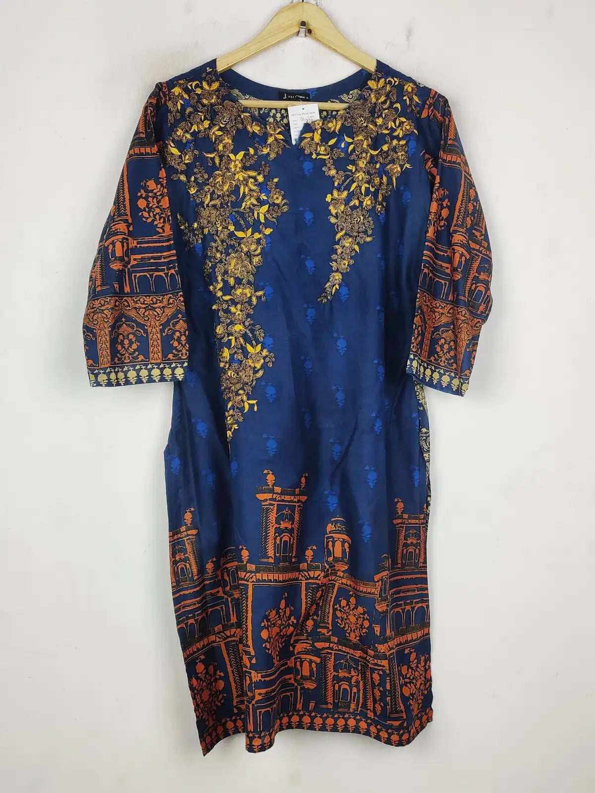 Buy online pre-used pre-loved 100% authentic & Original branded J. Pret (BK-5919) available in Pakistan. Top international brands avilable.