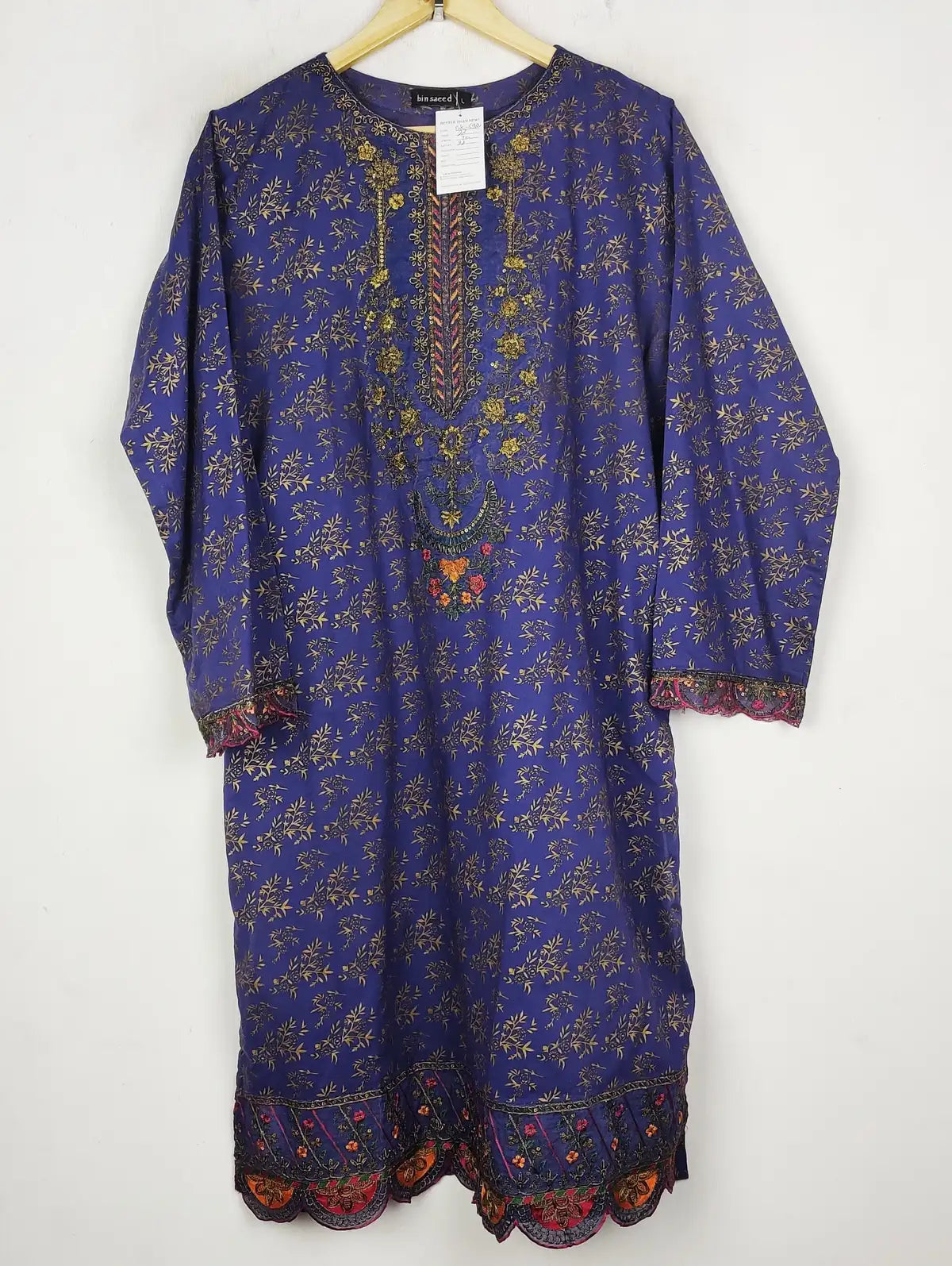 Buy online pre-used pre-loved 100% authentic & Original branded Bin Saeed (BK-5964) available in Pakistan. Top international brands avilable.