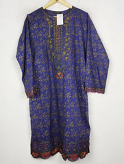 Buy online pre-used pre-loved 100% authentic & Original branded Bin Saeed (BK-5964) available in Pakistan. Top international brands avilable.