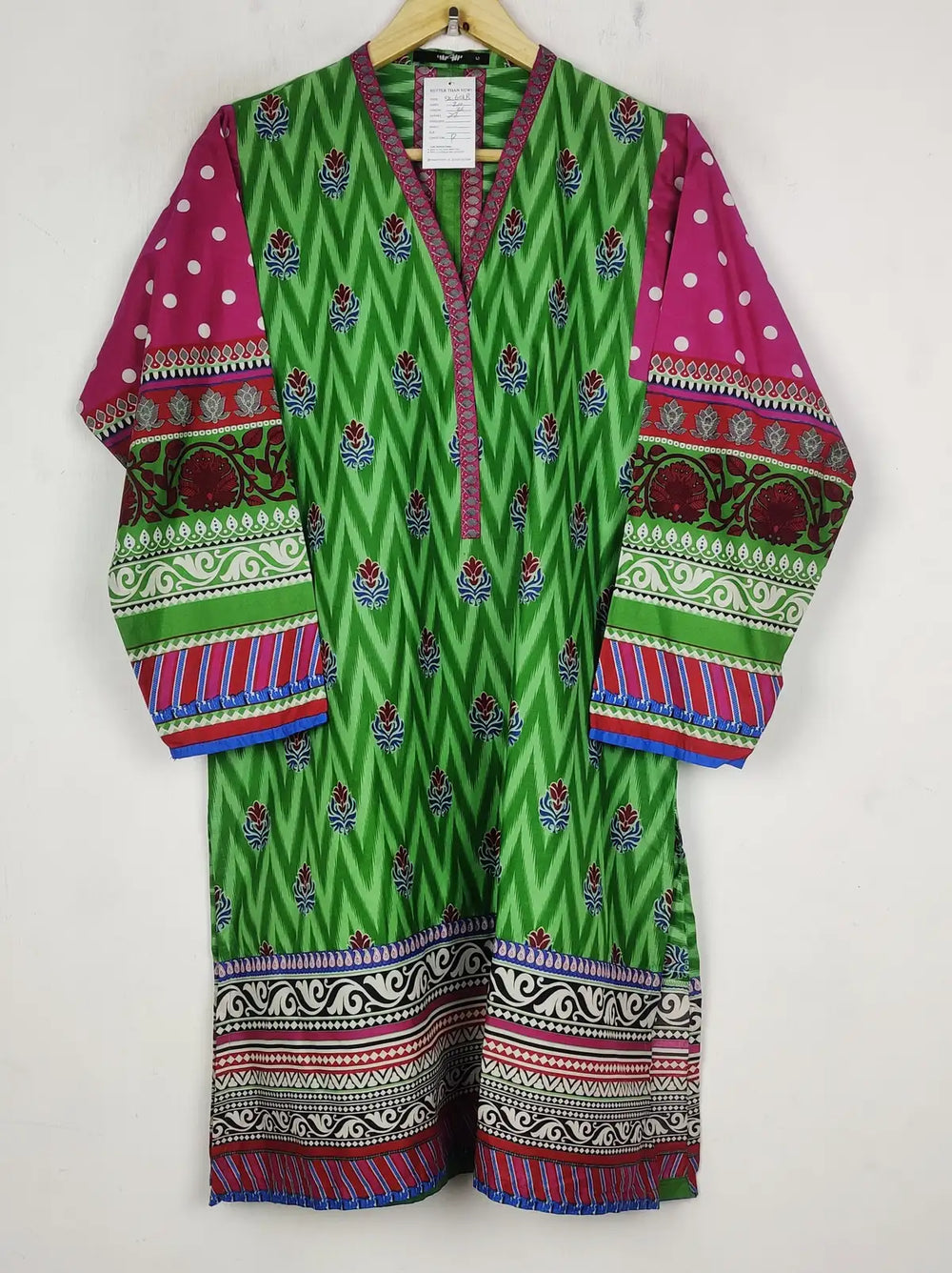 Buy online pre-used pre-loved 100% authentic & Original branded Khaadi (BK-6018) available in Pakistan. Top international brands avilable.