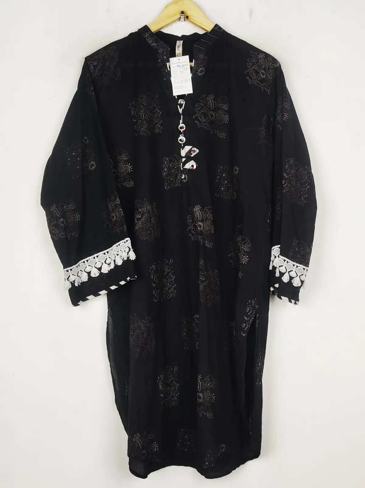 Buy online pre-used pre-loved 100% authentic & Original branded Ethnie (BK-6064) available in Pakistan. Top international brands avilable.