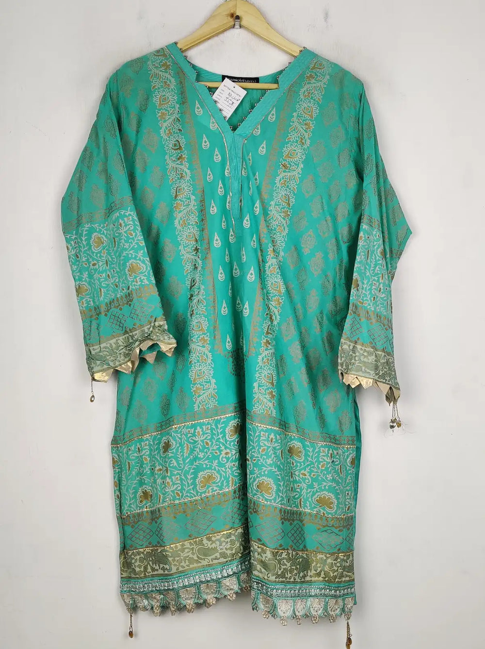 Buy online pre-used pre-loved 100% authentic & Original branded Tawakal (BK-6069) available in Pakistan. Top international brands avilable.