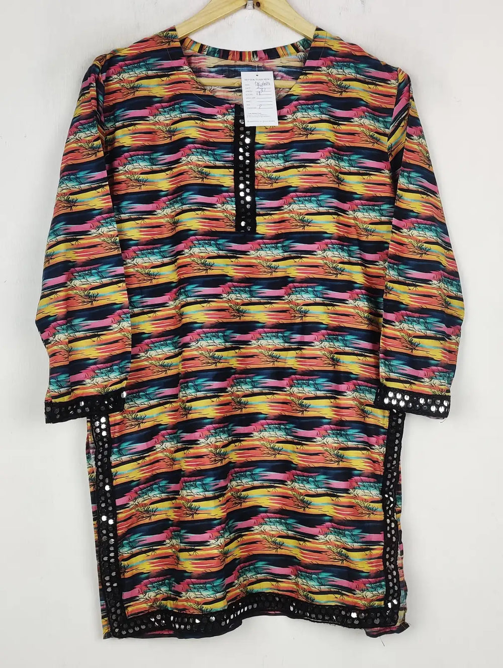 Buy online pre-used pre-loved 100% authentic & Original branded Unknown Brand (BK-6073) available in Pakistan. Top international brands avilable.
