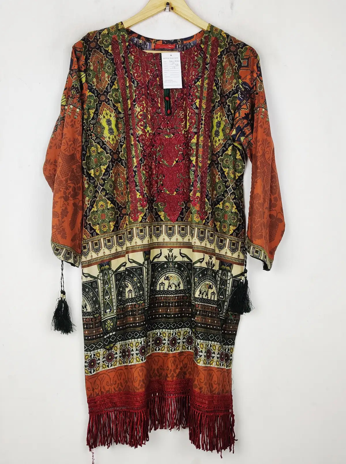 Buy online pre-used pre-loved 100% authentic & Original branded Simran,S (BK-6140) available in Pakistan. Top international brands avilable.