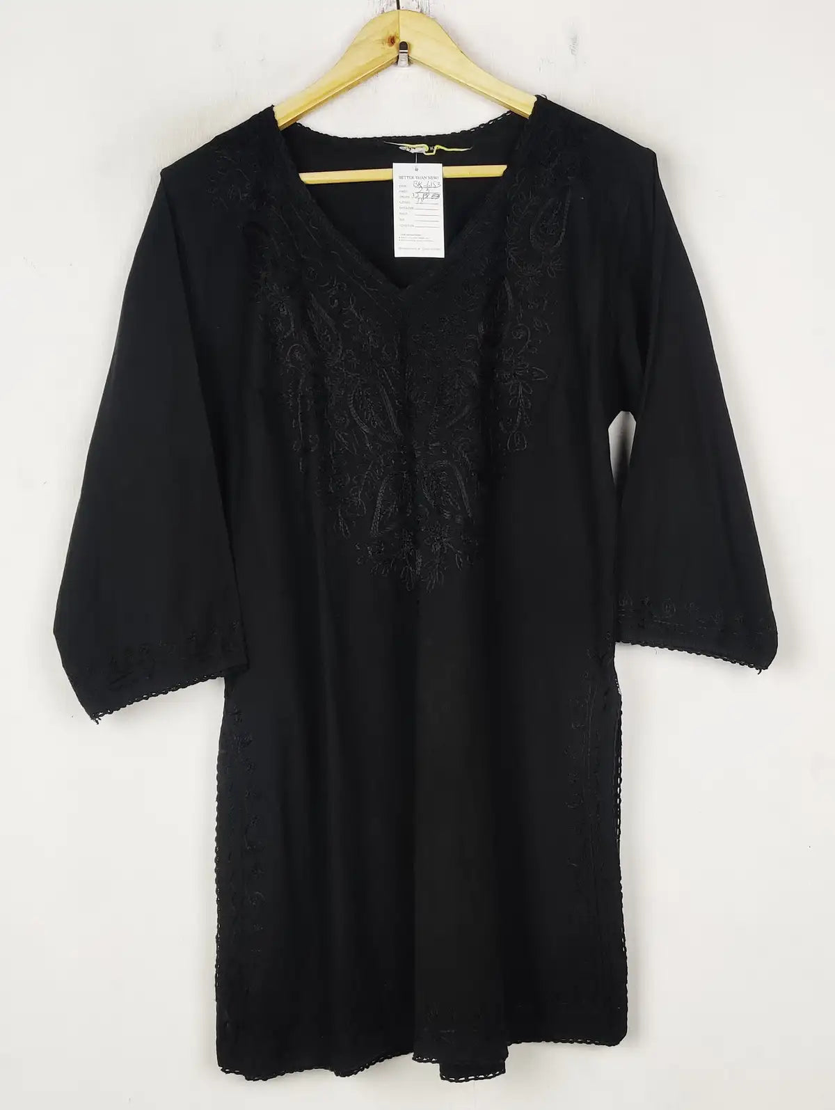 Buy online pre-used pre-loved 100% authentic & Original branded Unknown Brand (BK-6153) available in Pakistan. Top international brands avilable.