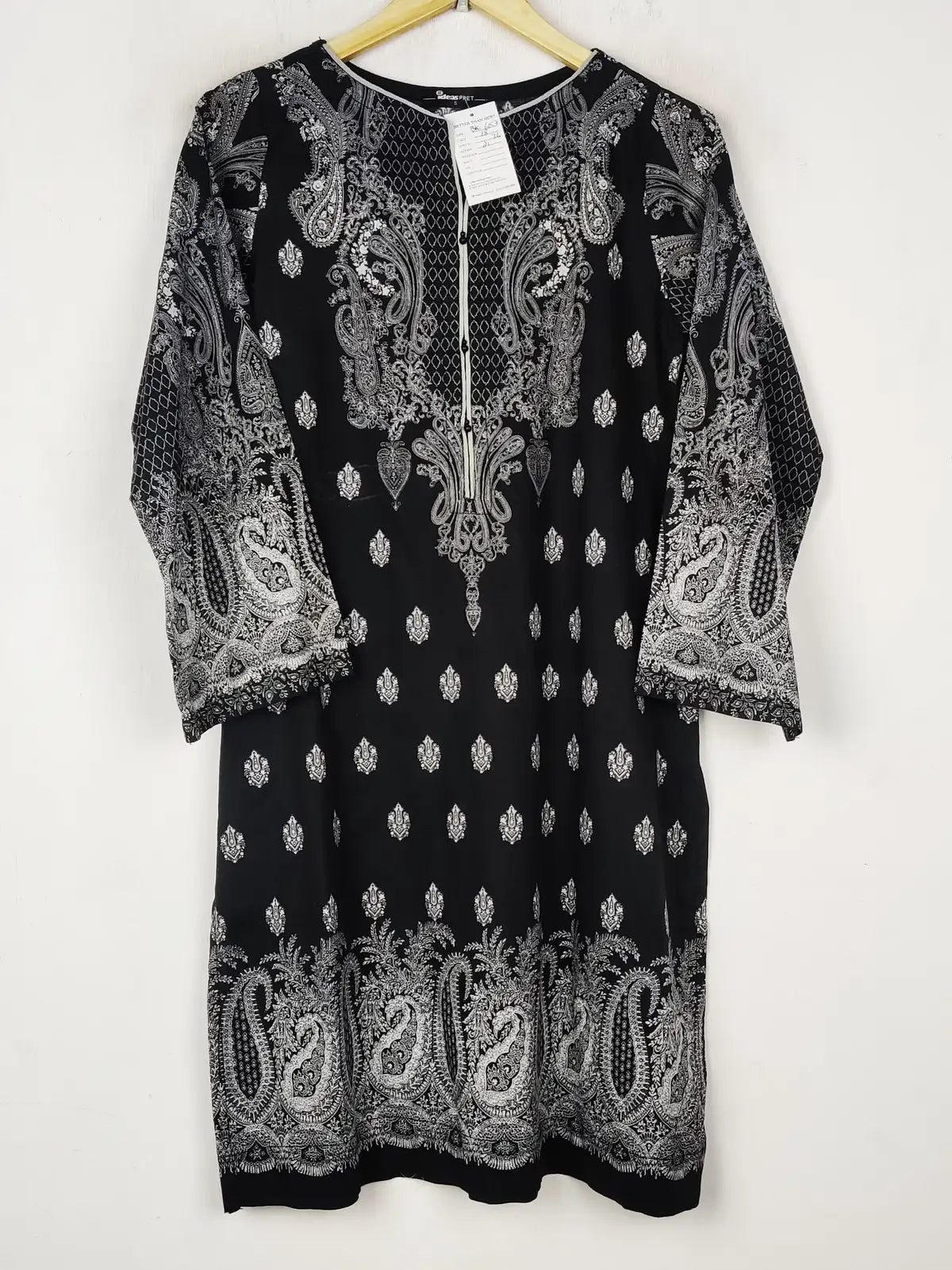 Buy online pre-used pre-loved 100% authentic & Original branded Ideas (BK-6157) available in Pakistan. Top international brands avilable.