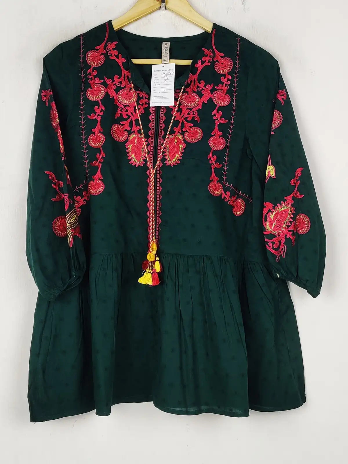 Buy online pre-used pre-loved 100% authentic & Original branded Ethnie (BK-6184) available in Pakistan. Top international brands avilable.