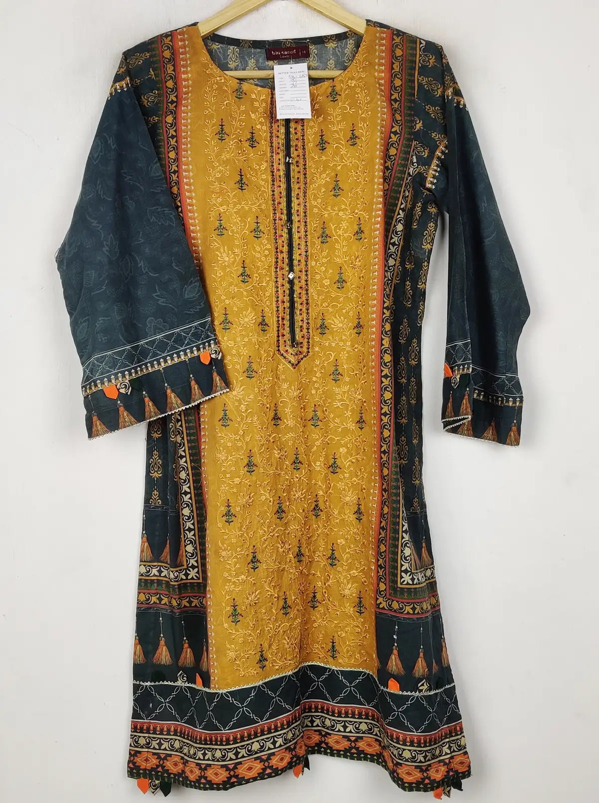 Buy online pre-used pre-loved 100% authentic & Original branded Bin Saeed (BK-6189) available in Pakistan. Top international brands avilable.
