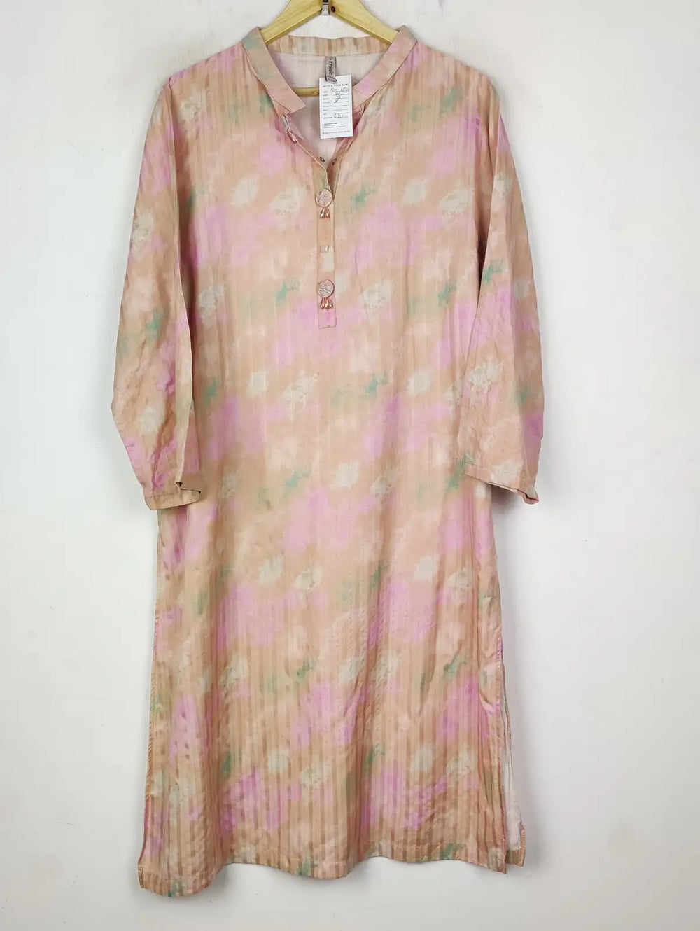 Buy online pre-used pre-loved 100% authentic & Original branded Ethic (BK-6191) available in Pakistan. Top international brands avilable.