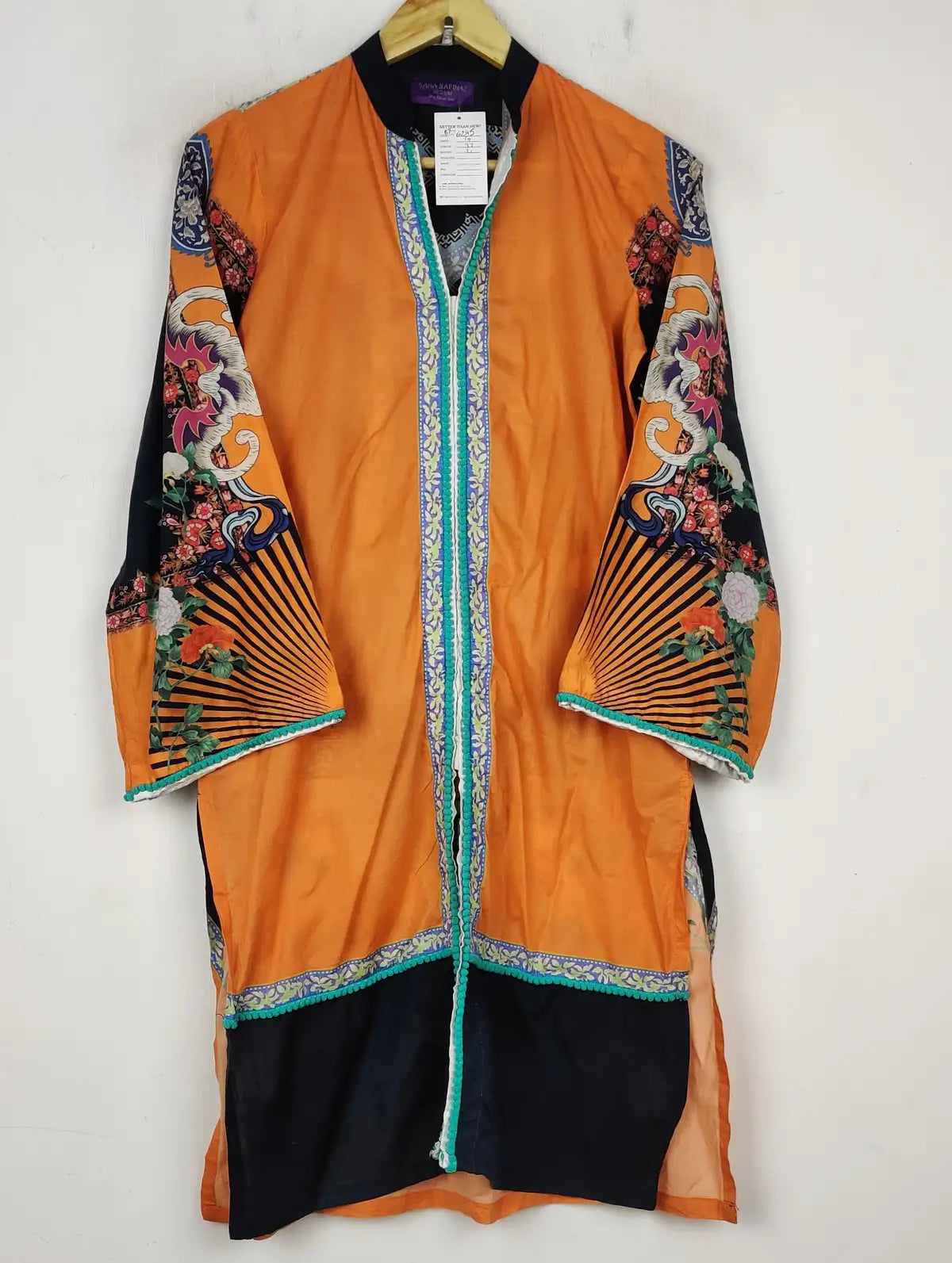 Buy online pre-used pre-loved 100% authentic & Original branded Nmbr (BK-6245) available in Pakistan. Top international brands avilable.