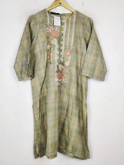 Buy online pre-used pre-loved 100% authentic & Original branded Al Karam (BK-6249) available in Pakistan. Top international brands avilable.