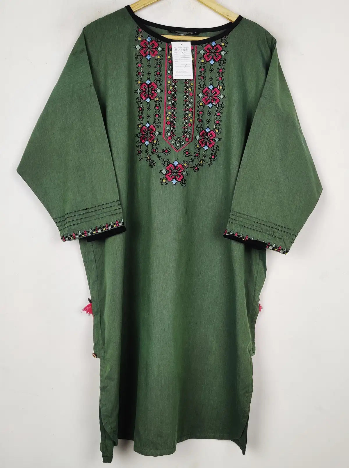 Buy online pre-used pre-loved 100% authentic & Original branded Beechtree (BK-6266) available in Pakistan. Top international brands avilable.