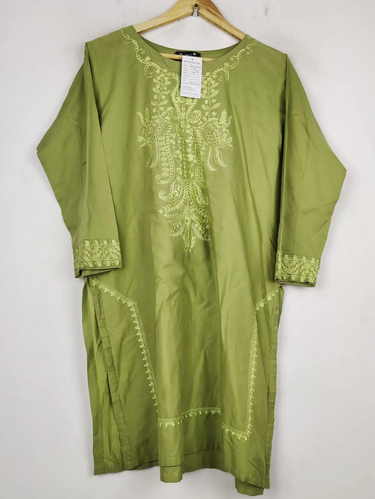 Buy online pre-used pre-loved 100% authentic & Original branded Jng (BK-6349) available in Pakistan. Top international brands avilable.