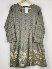 Buy online pre-used pre-loved 100% authentic & Original branded Arfa Riwaj (BK-6393) available in Pakistan. Top international brands avilable.