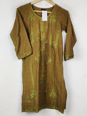 Buy online pre-used pre-loved 100% authentic & Original branded Rochie (BK-6415) available in Pakistan. Top international brands avilable.