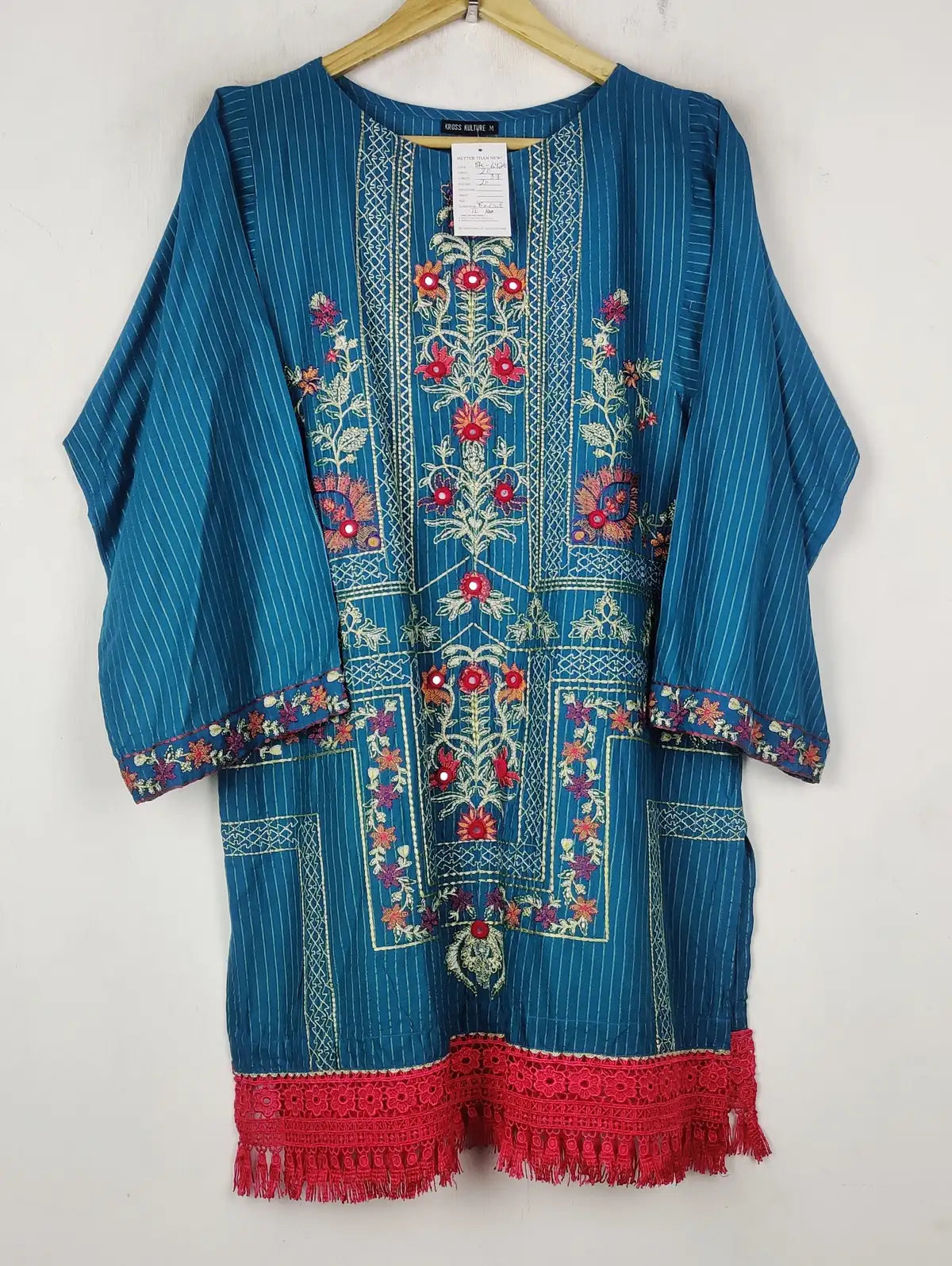 Buy online pre-used pre-loved 100% authentic & Original branded Kross Kulture (BK-6426) available in Pakistan. Top international brands avilable.