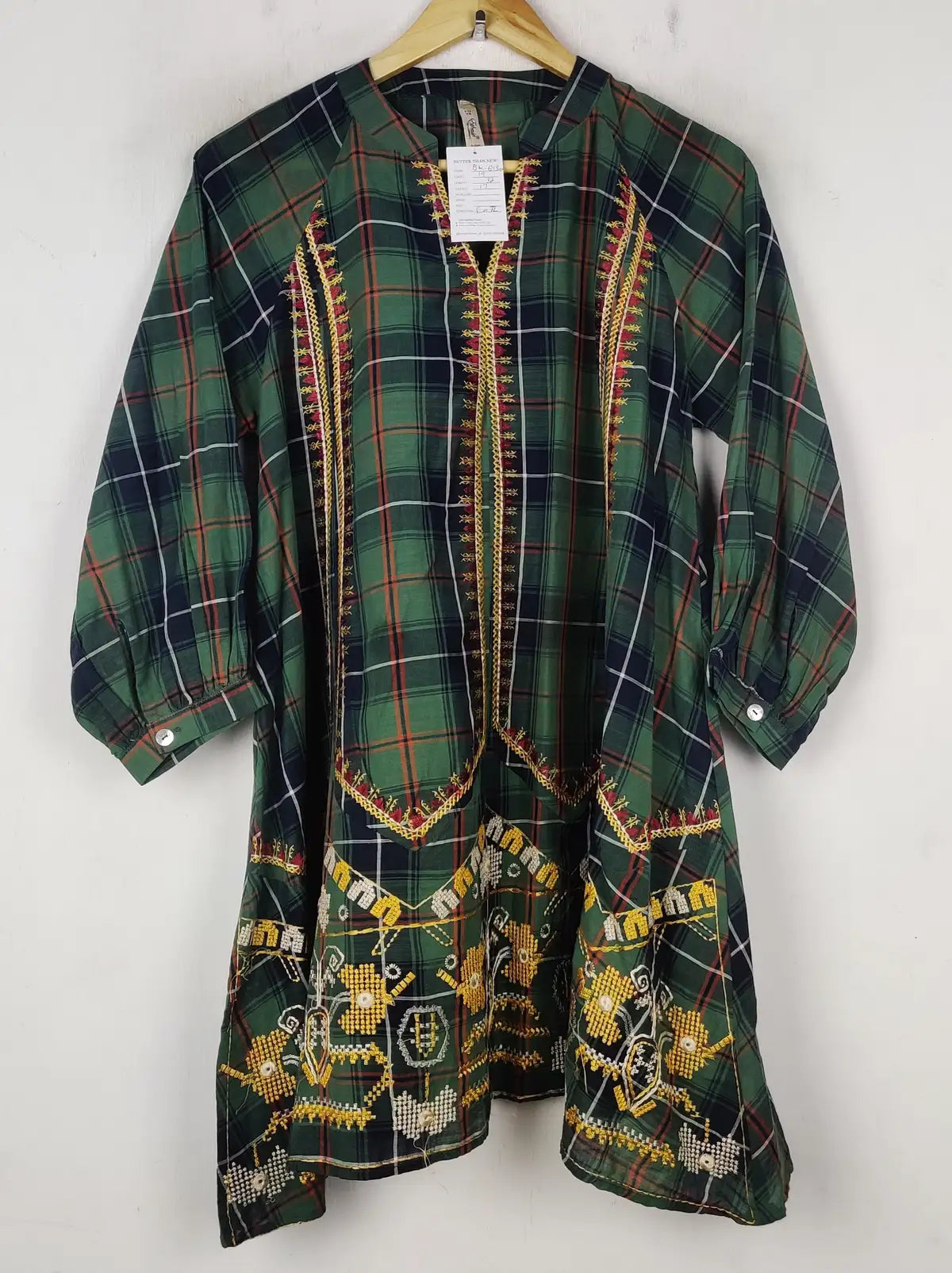 Buy online pre-used pre-loved 100% authentic & Original branded Ethnic (BK-6430) available in Pakistan. Top international brands avilable.