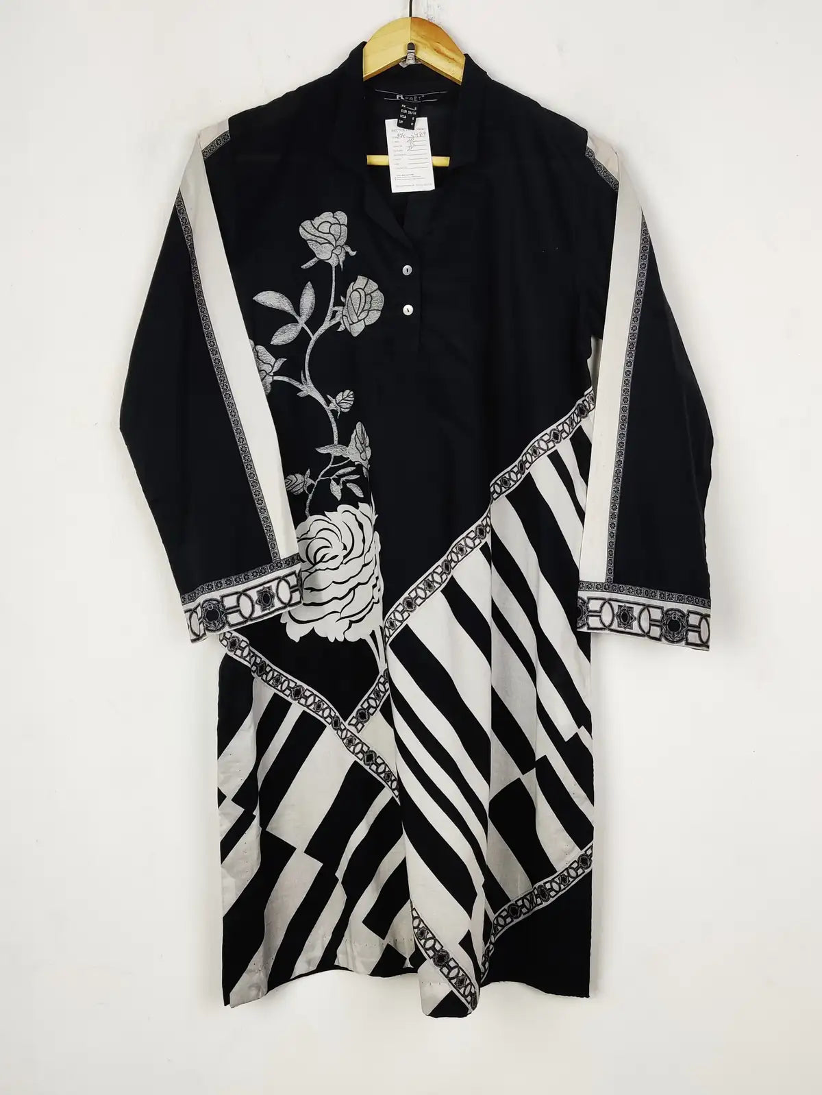 Buy online pre-used pre-loved 100% authentic & Original branded Nishat Pret (BK-6479) available in Pakistan. Top international brands avilable.