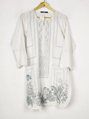 Buy online pre-used pre-loved 100% authentic & Original branded Khaadi (BK-6480) available in Pakistan. Top international brands avilable.