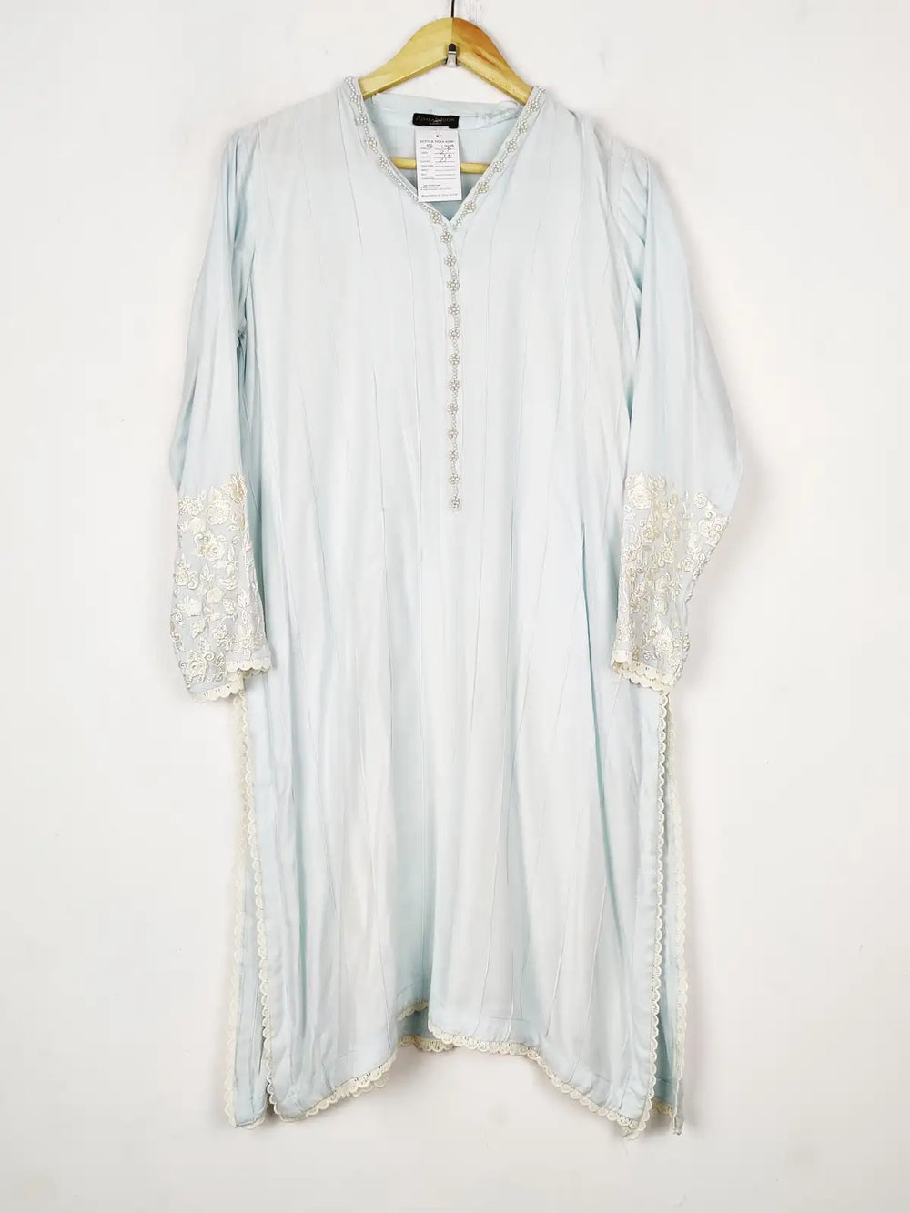 Buy online pre-used pre-loved 100% authentic & Original branded Agha Noor (BK-6489) available in Pakistan. Top international brands avilable.
