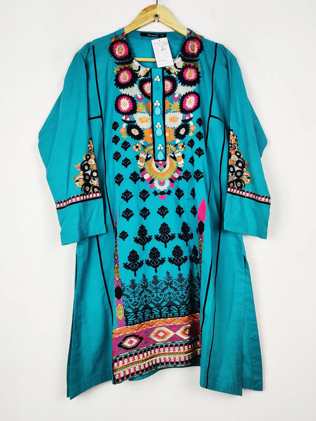 Buy online pre-used pre-loved 100% authentic & Original branded Khaadi (BK-6498) available in Pakistan. Top international brands avilable.