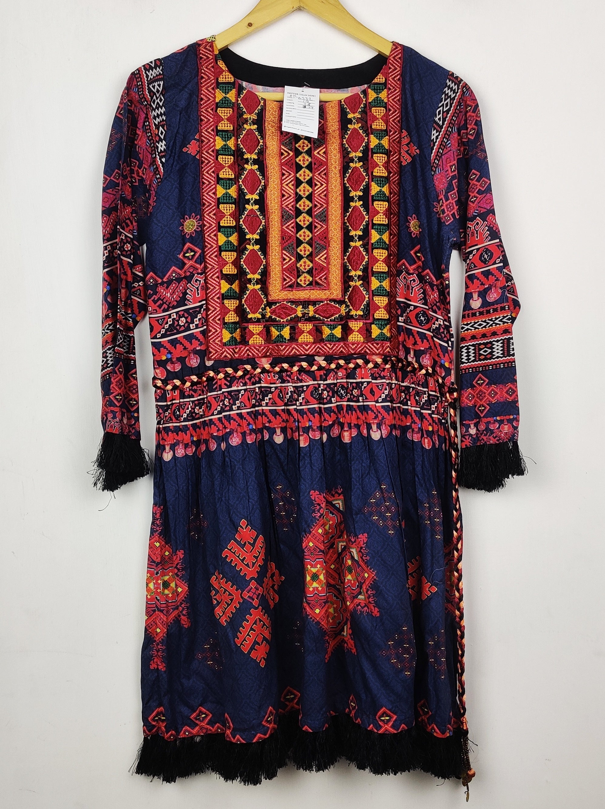 Buy online pre-used pre-loved 100% authentic & Original branded Unknown Brand (BK-6532) available in Pakistan. Top international brands avilable.