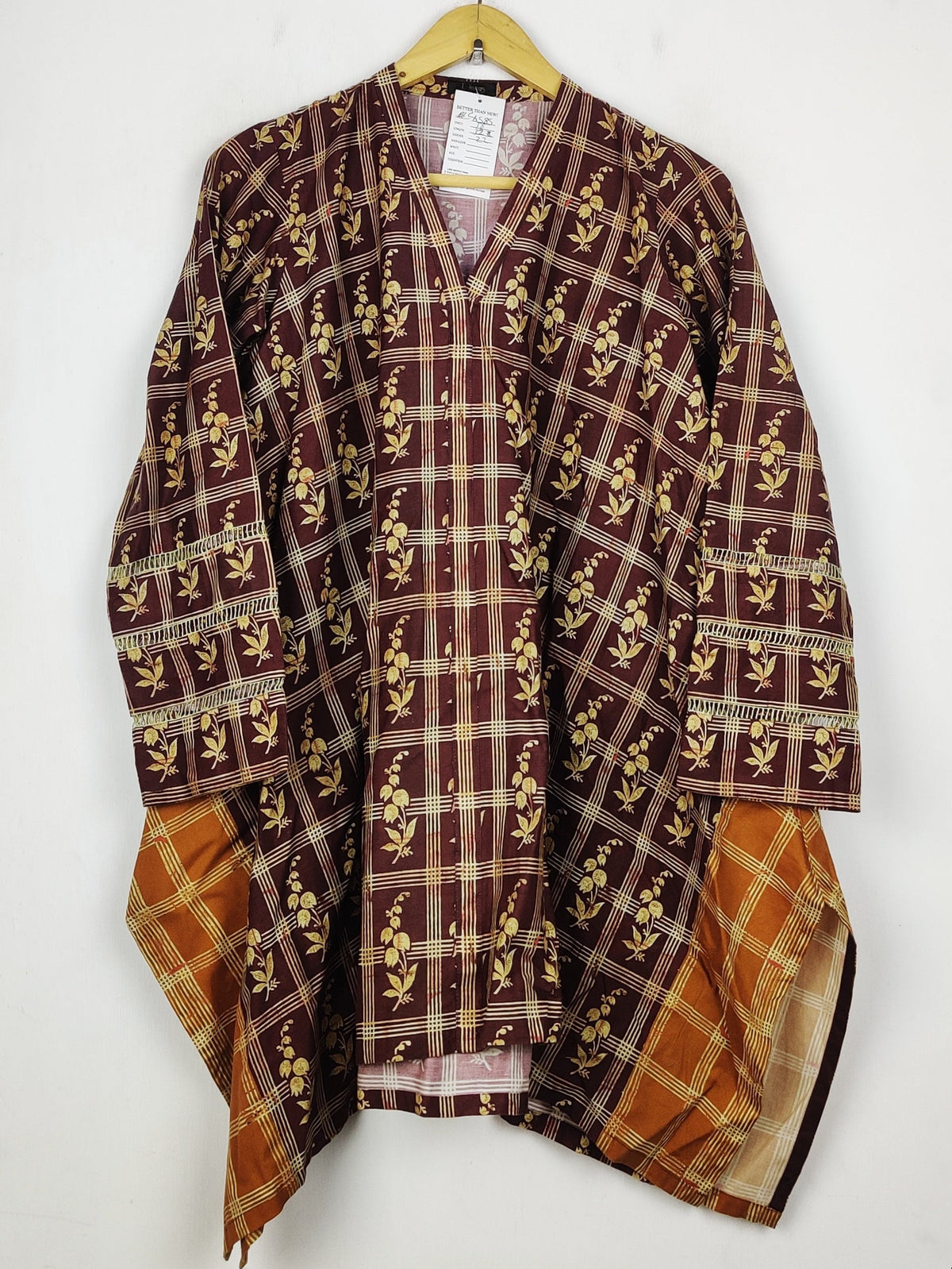 Buy online pre-used pre-loved 100% authentic & Original branded J. Pret (BK-6585) available in Pakistan. Top international brands avilable.