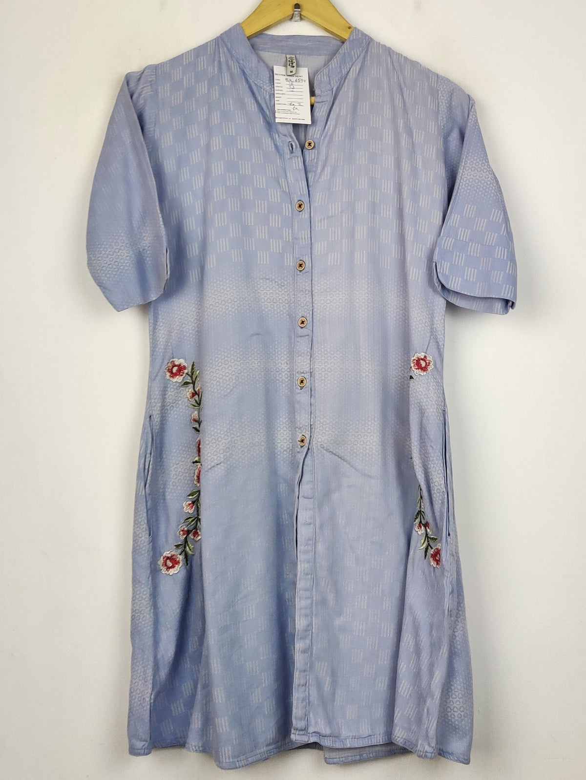 Buy online pre-used pre-loved 100% authentic & Original branded Plus Point (BK-6594) available in Pakistan. Top international brands avilable.