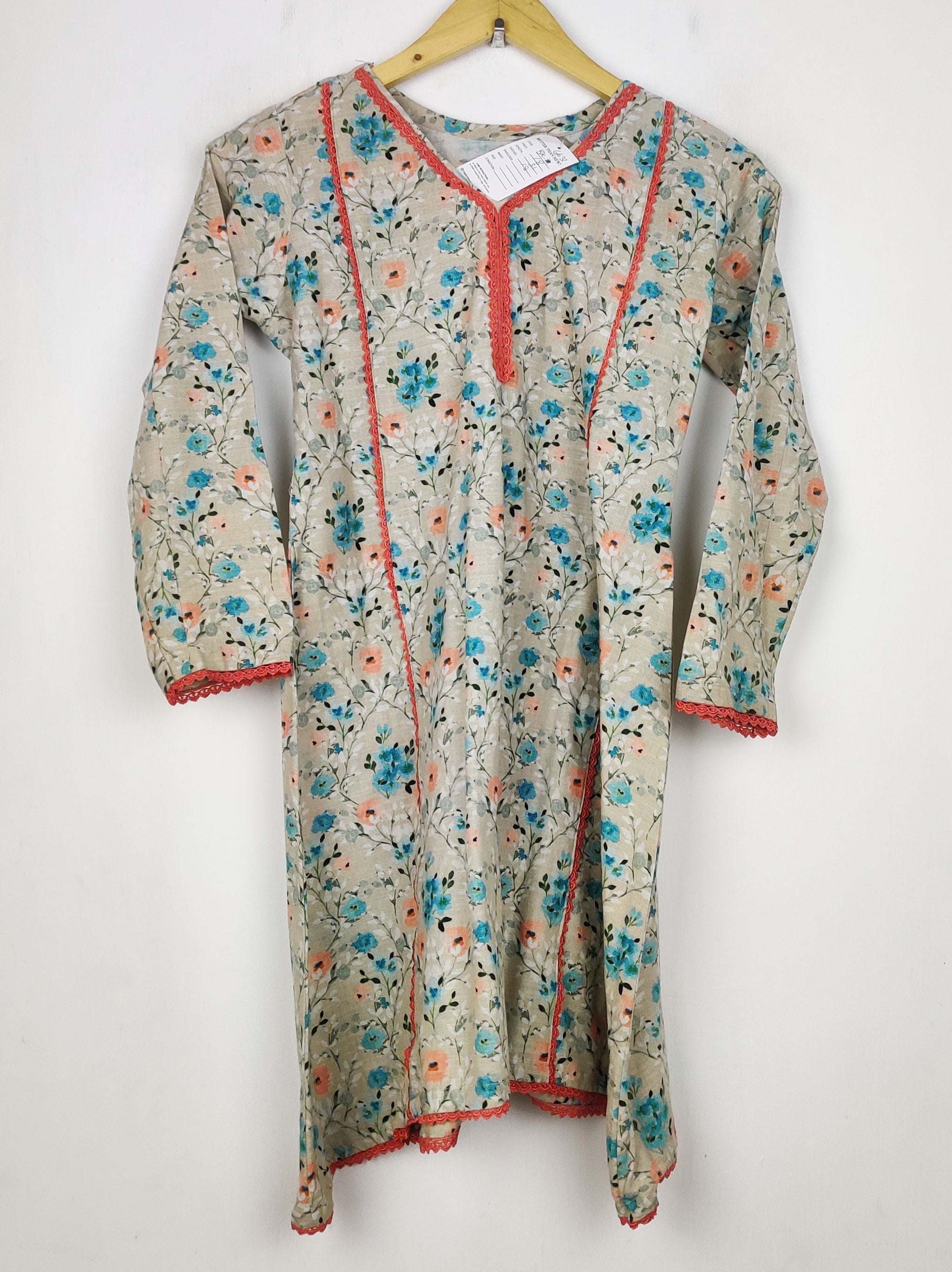 Buy online pre-used pre-loved 100% authentic & Original branded Unknown Brand (BK-6631) available in Pakistan. Top international brands avilable.